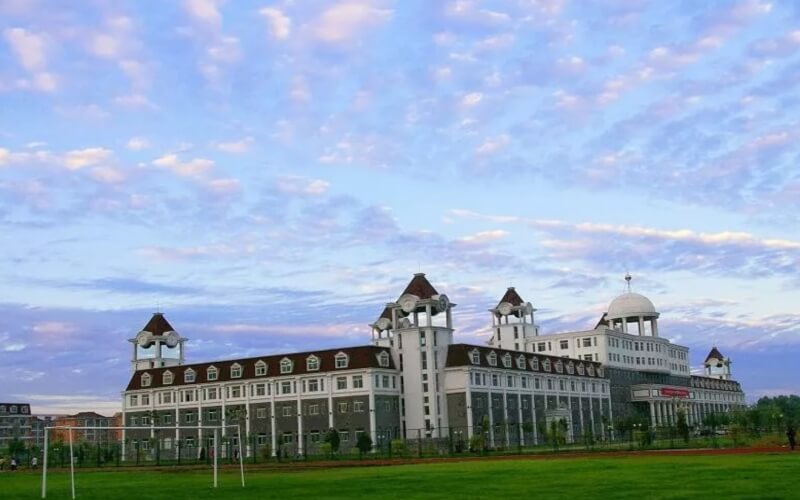 山西开设跨境电子商务的大学相关院校校园环境