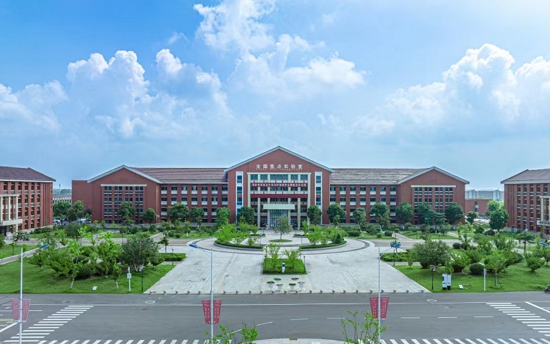 安徽理工大学校园实景