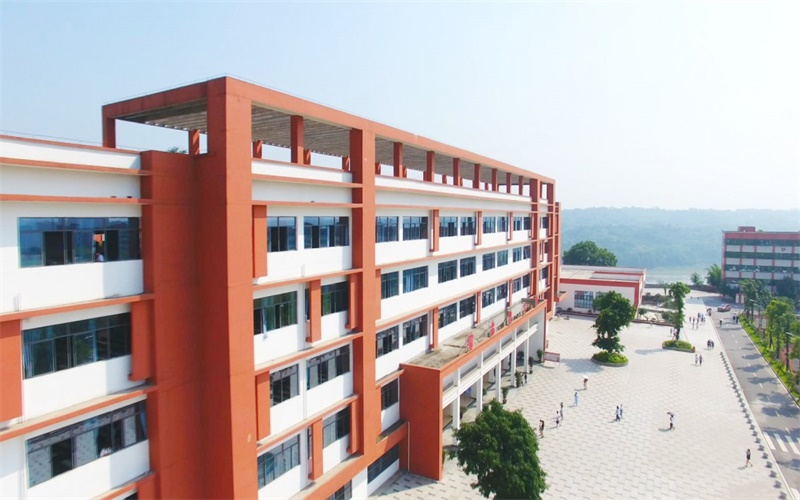 2026年四川三河职业学院在贵州录取位次是多少相关院校校园环境
