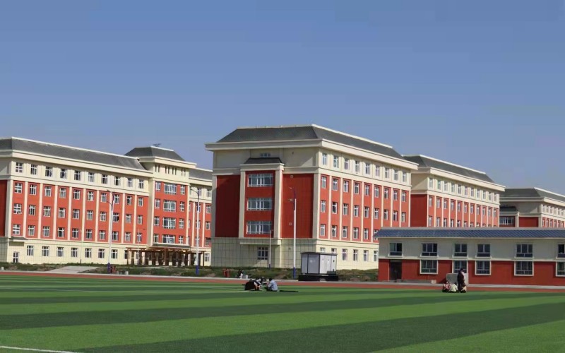 石河子职业技术大学校园实景