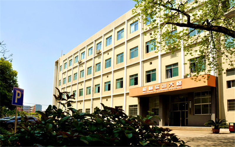 湖南电气职业技术学院校园实景