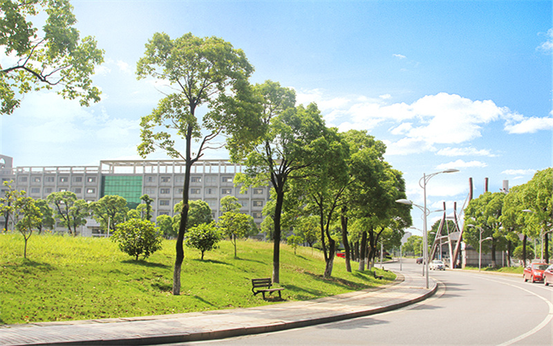 湘潭理工学院校园实景