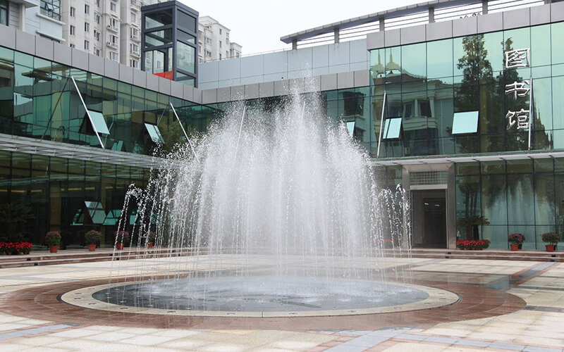 上海农林职业技术学院校园实景