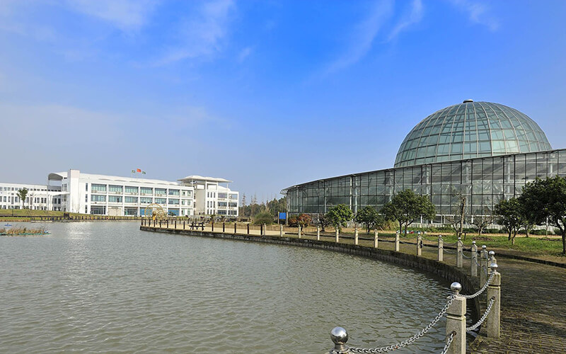 上海农林职业技术学院校园实景