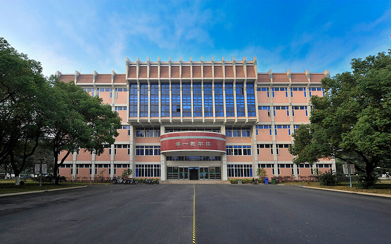 上海农林职业技术学院校园实景