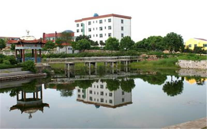 湖北开放职业学院校园实景