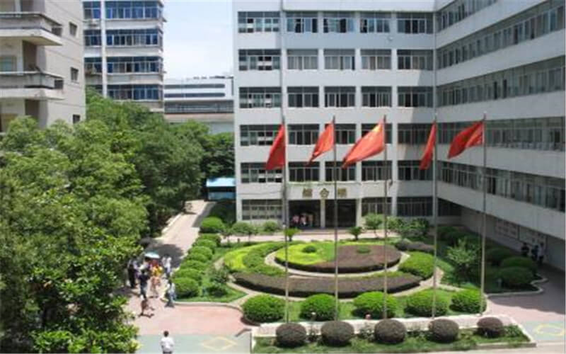 湖北开放职业学院校园实景
