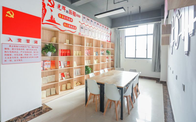 云南商务职业学院校园实景
