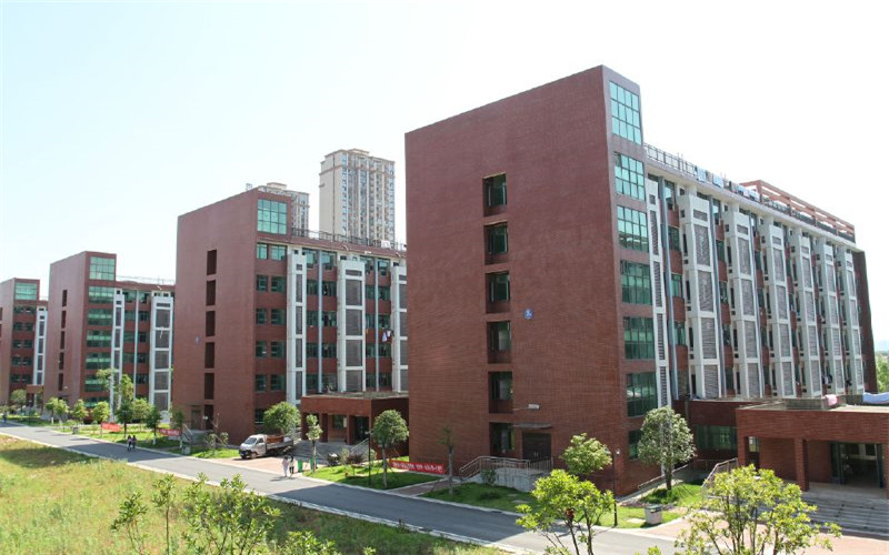 2026年湖南劳动人事职业学院王牌专业录取分与就相关院校校园环境