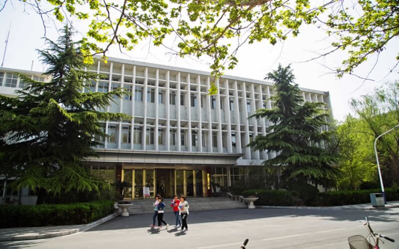 河北师范大学汇华学院校园实景
