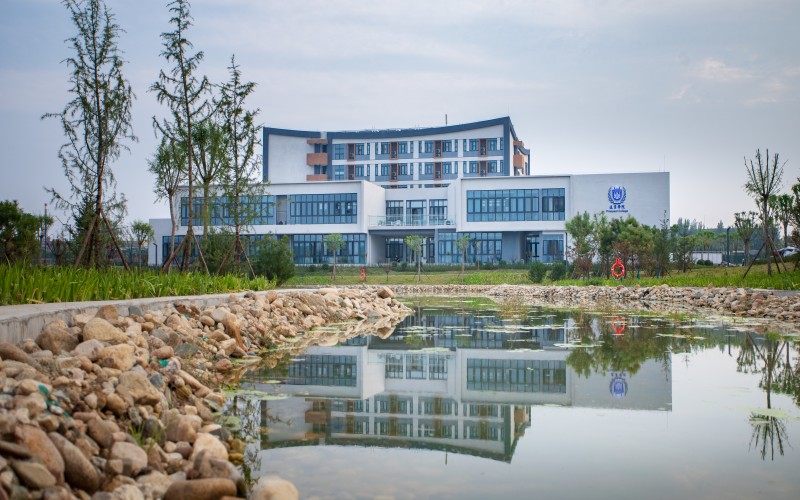 泰山科技学院校园实景