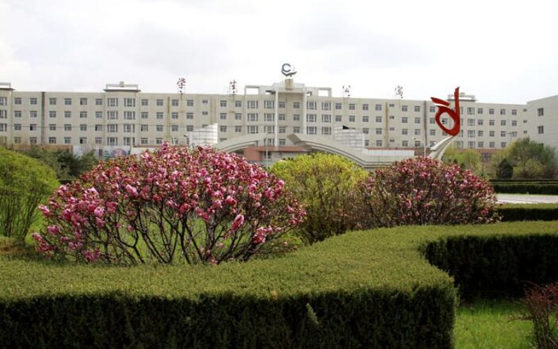 辽宁医药职业学院校园实景