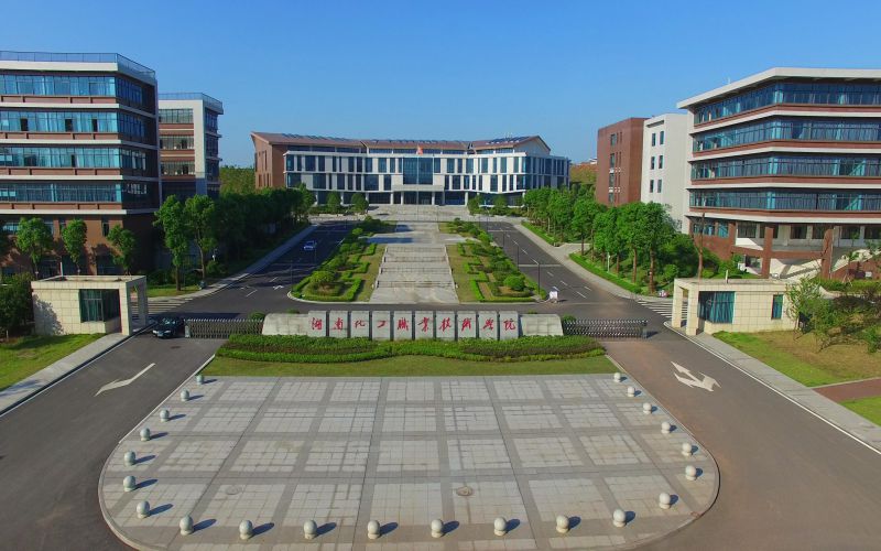 山西489 分能上什么大学相关院校校园环境