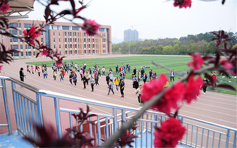 信阳学院校园实景