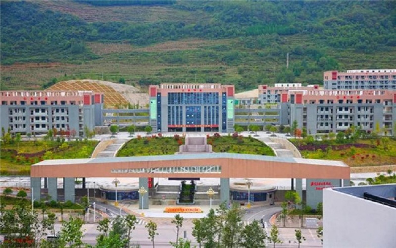 2026年六盘水幼儿师范高等专科学校在甘肃录取分相关院校校园环境