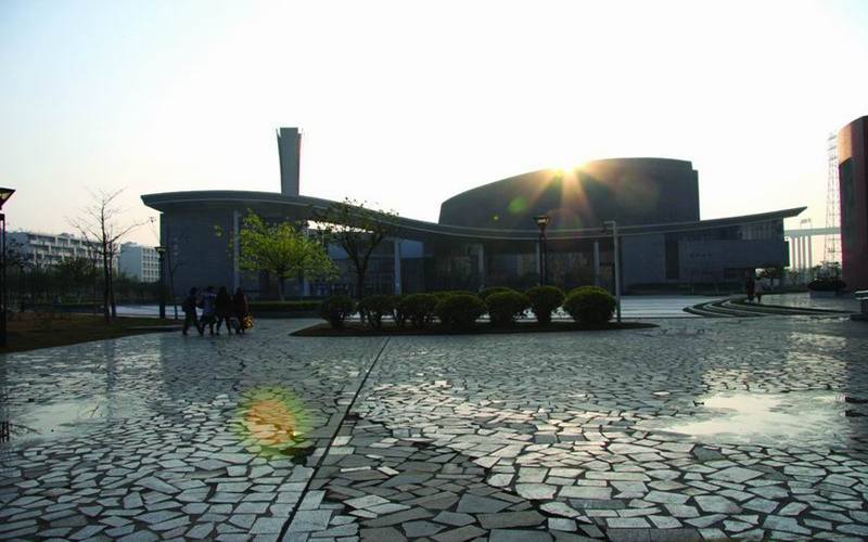 广州大学校园实景