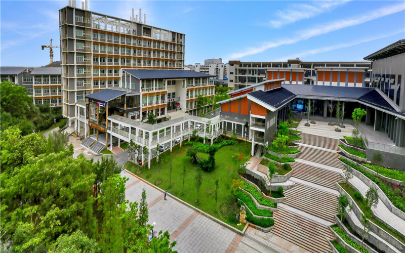 南宁职业技术大学校园实景