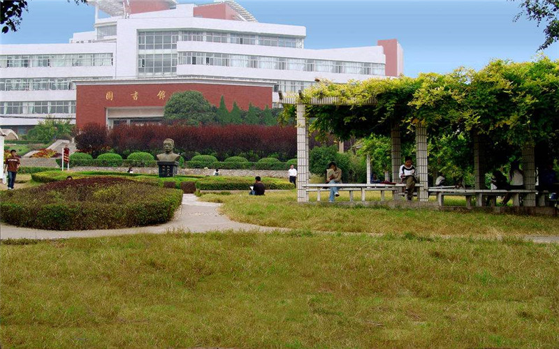 淮北理工学院校园实景